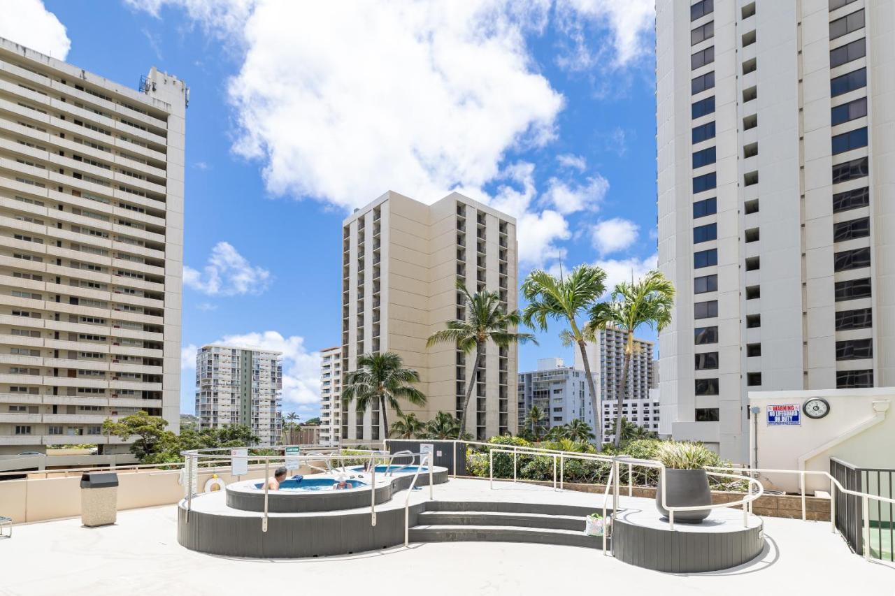 Ocean & Diamond Head Views - Near Beach - Parking! Honolulu Kültér fotó
