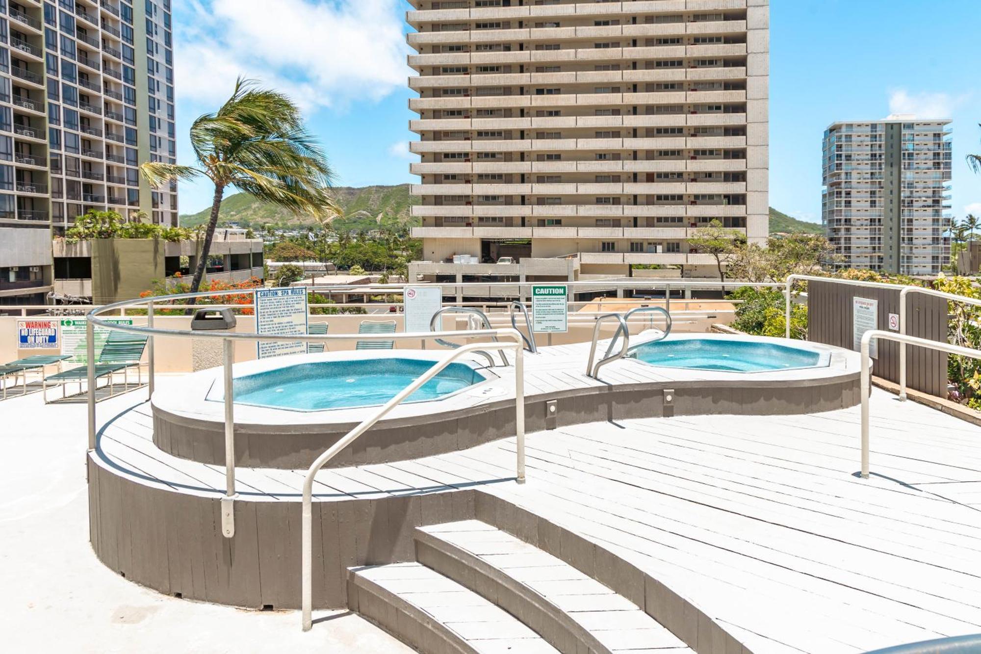 Ocean & Diamond Head Views - Near Beach - Parking! Honolulu Kültér fotó